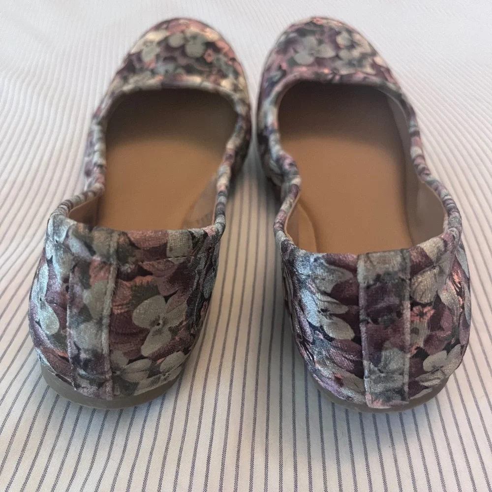 Women's Mossimo velvet ballet flats - Picture 6 of 8